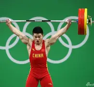 关于举重大师赛掀起高潮，川蜀雷豹队逆转漠南雄狮队，高压逼抢奏功——新人首发惊艳的信息