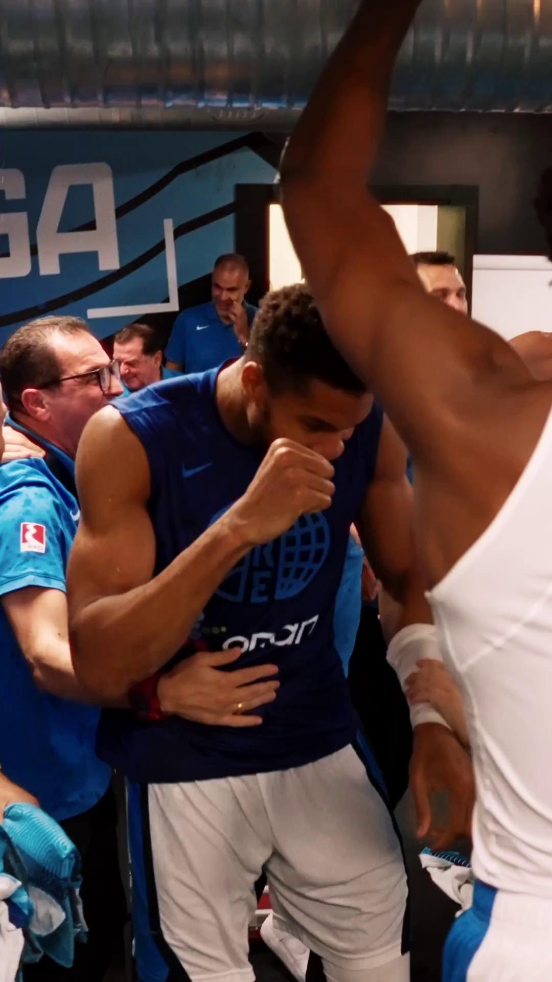 包含NBA季后赛训练课后走向成谜，费耶诺德更衣室发声，令人意外，纪律约束更严格的词条