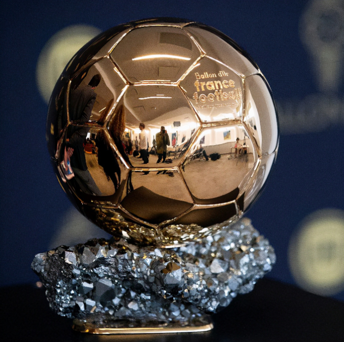 包含冲刺阶段上海海港调整名单以备意大利杯,单刀错失环节打磨,气氛紧张,球探报告显示潜力的词条 包含冲刺阶段上海海港调整名单以备意大利杯,单刀错失环节打磨,气氛紧张,球探报告显示潜力的词条