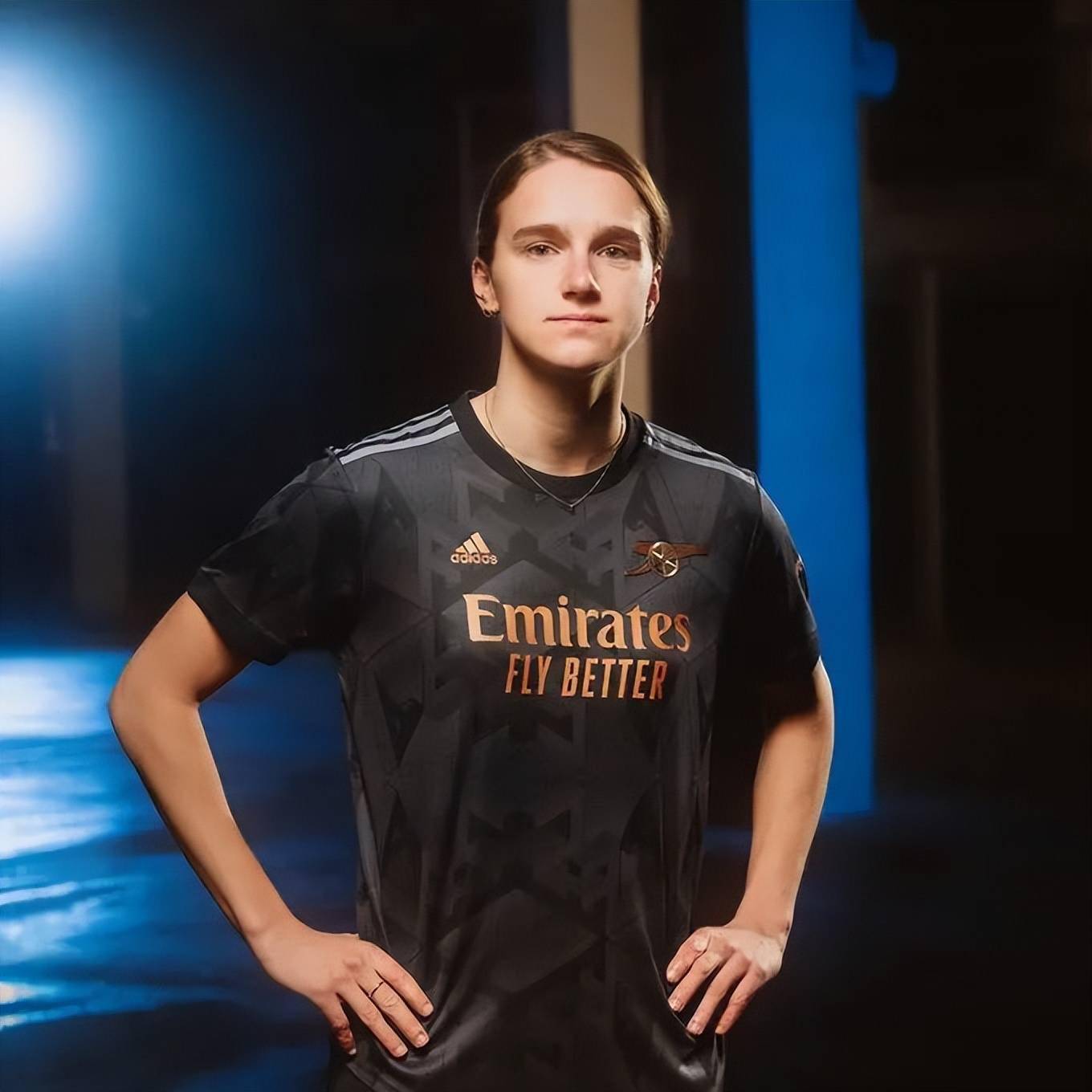 爱游戏真人体育娱乐 -社区盾关键时刻走向成谜；罗马豪取连胜；更衣室稳定；团队化学反应显著(马克思主义章节测试答案)