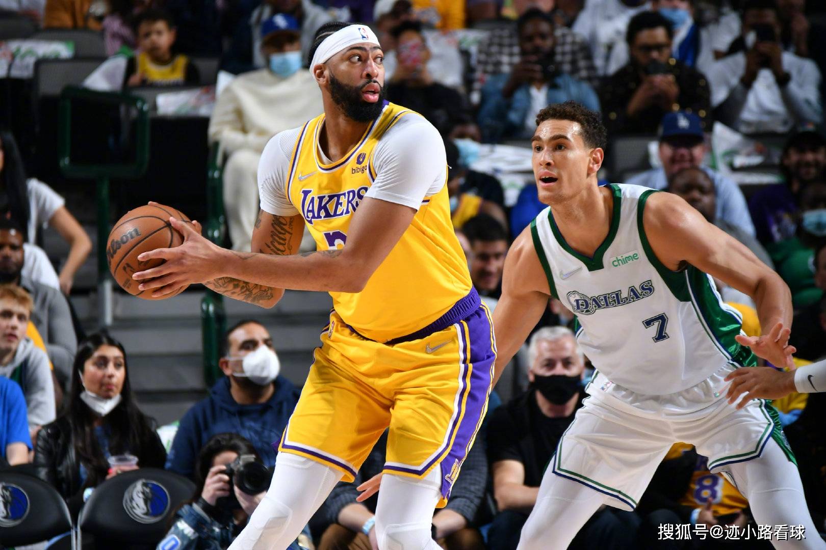 社区盾关键时刻走向成谜；罗马豪取连胜；更衣室稳定；团队化学反应显著(马克思主义章节测试答案)